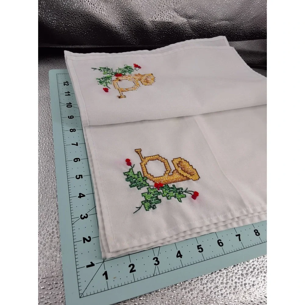 Vintage Cross Stitch‎ Christmas Napkins White Cotton French Horn Holly Set of 6